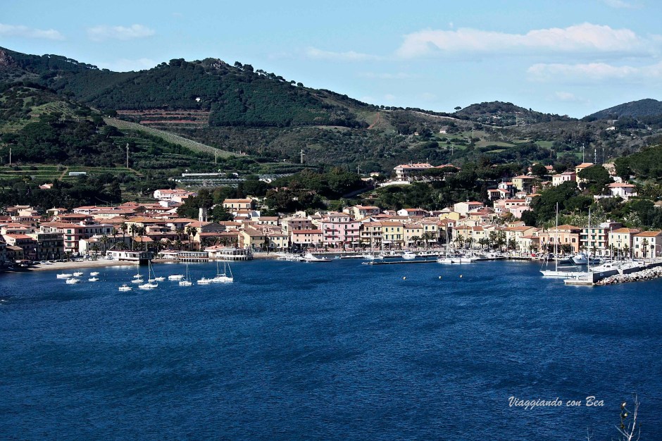 Scorcio su Porto Azzurro
