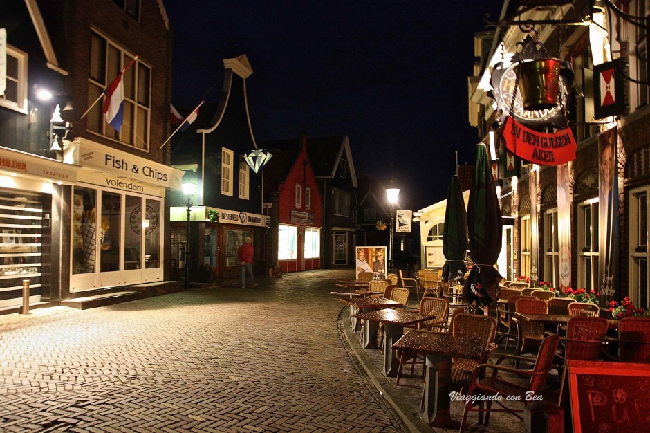 Volendam - passeggiata notturna